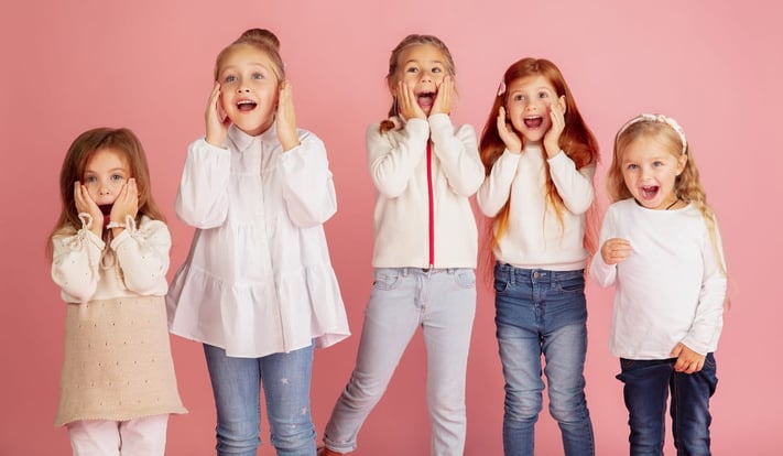 Comment aider les enfants à exprimer leurs sentiments et émotions en anglais : joie, tristesse, colère...