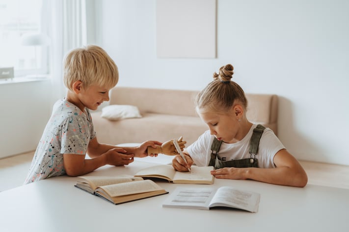 Comment apprendre à écrire en anglais aux enfants